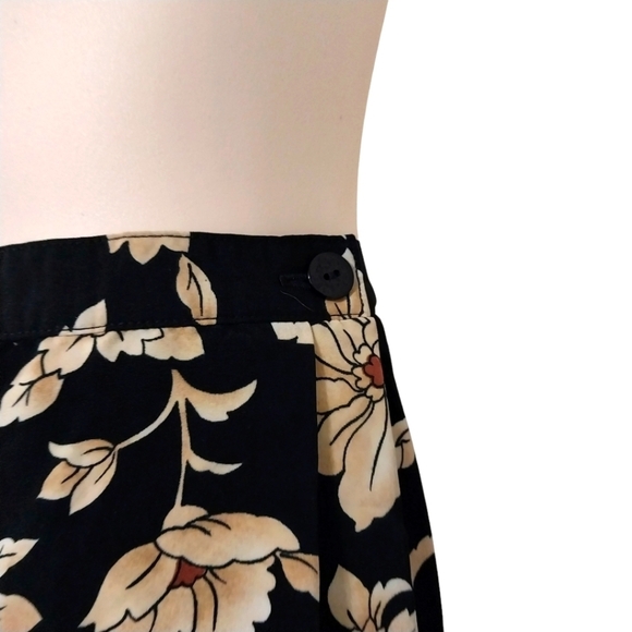 🔵BOGO FREE🔵 Worthington Wrap Look Floral Skirt Sz 18 - Picture 2 of 4